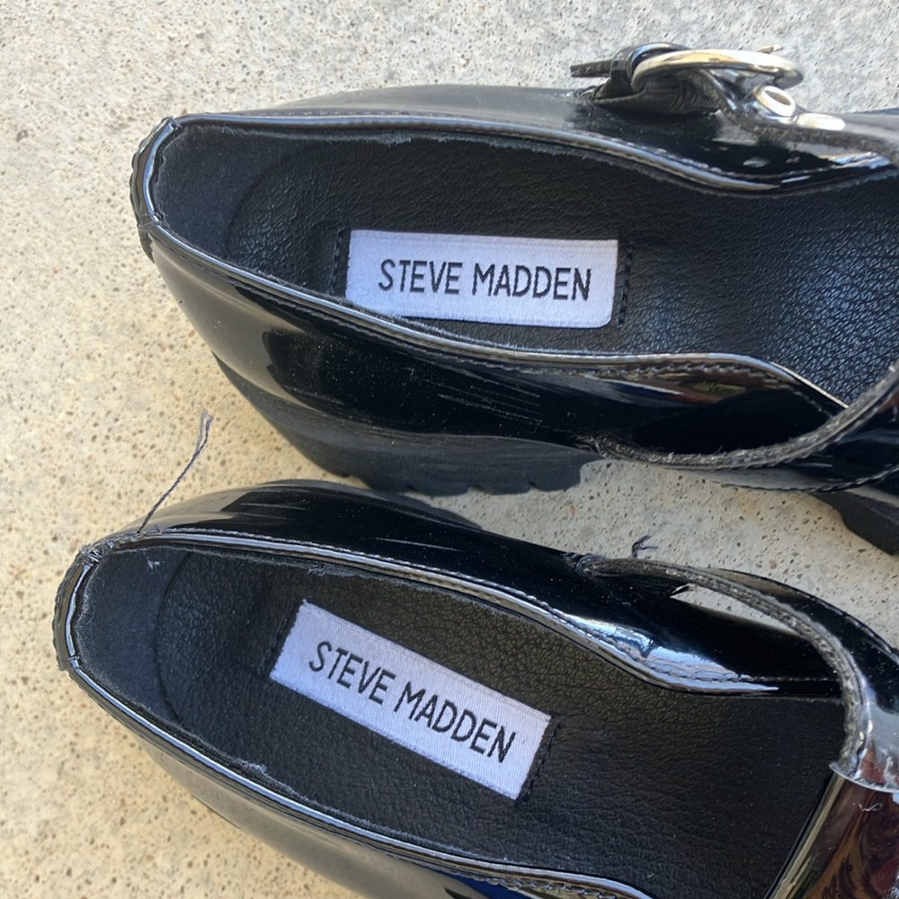 Steve Madden Black Patent Leather Chunky Sole Shoes, 6 - Picture 2 of 8